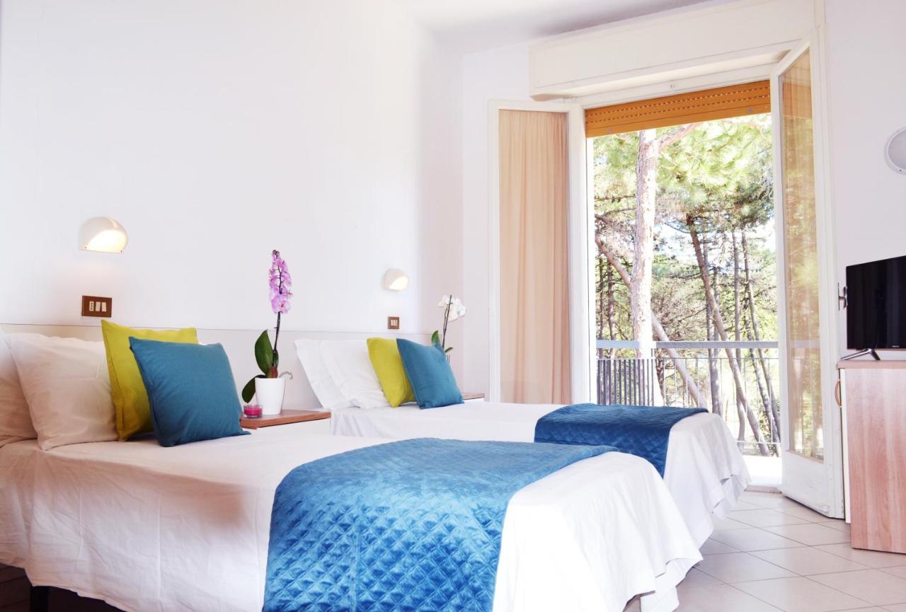 Hotel Elefantino Grey - Free Breakfast & Brunch Until 13-00 - Vicinissimi A Mirabilandia 밀라노마리티마 외부 사진