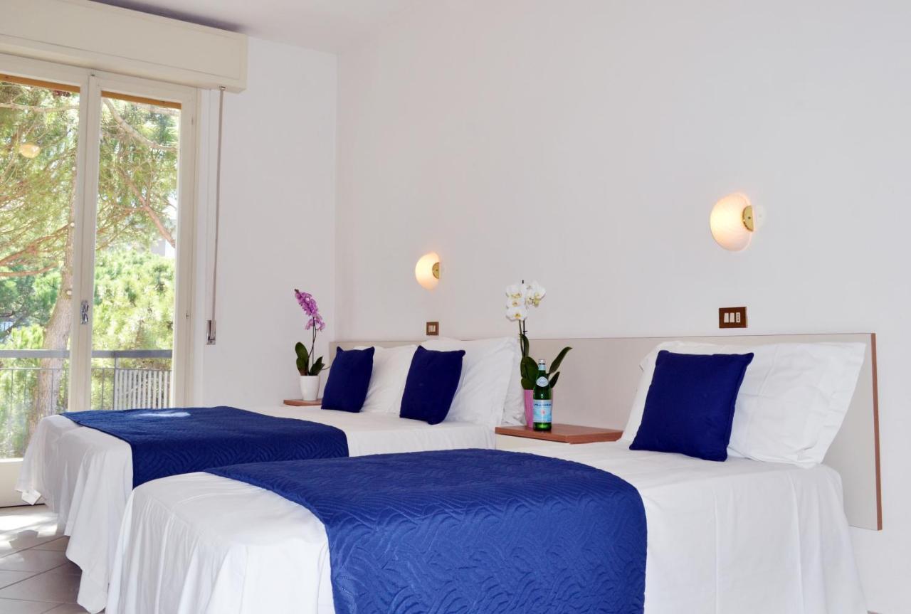 Hotel Elefantino Grey - Free Breakfast & Brunch Until 13-00 - Vicinissimi A Mirabilandia 밀라노마리티마 외부 사진