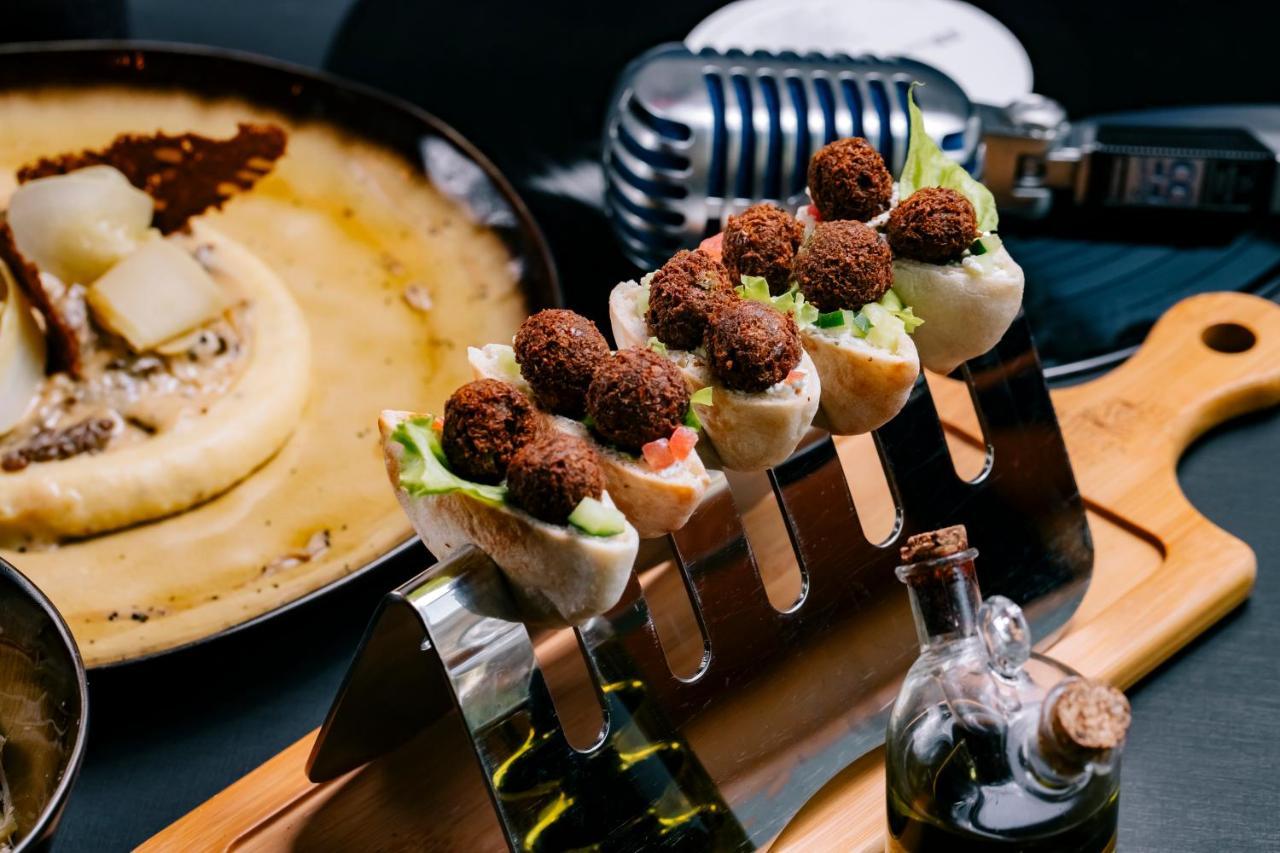 Hotel Elefantino Grey - Free Breakfast & Brunch Until 13-00 - Vicinissimi A Mirabilandia 밀라노마리티마 외부 사진